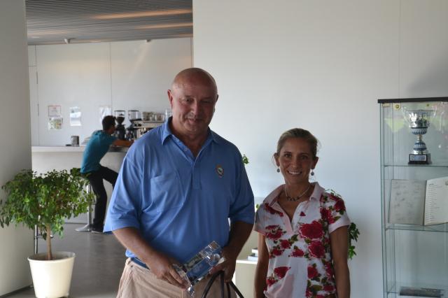 Andrés Pastor junto a Ana García